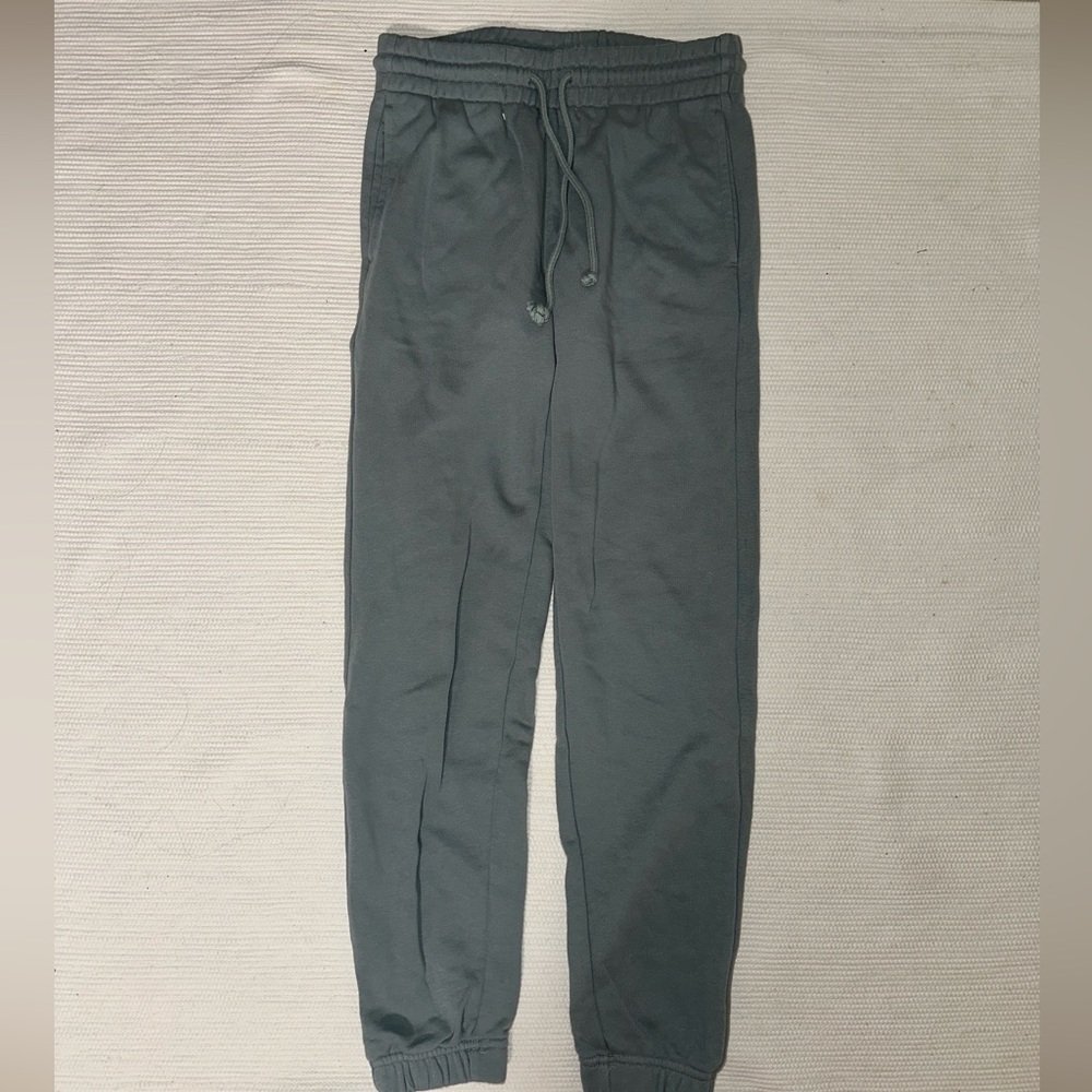 Aritzia TNA Sweatpants • XXS